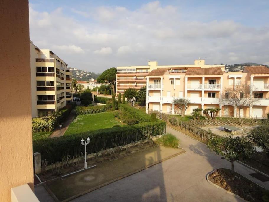 Sole E Mare 2 Pieces Apercu Mer Golfe-Juan Exterior photo